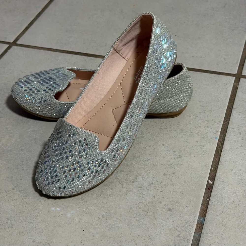Link Girl‎ Kids Silver Glitter Slip-On Flats Dress Shoes size 2